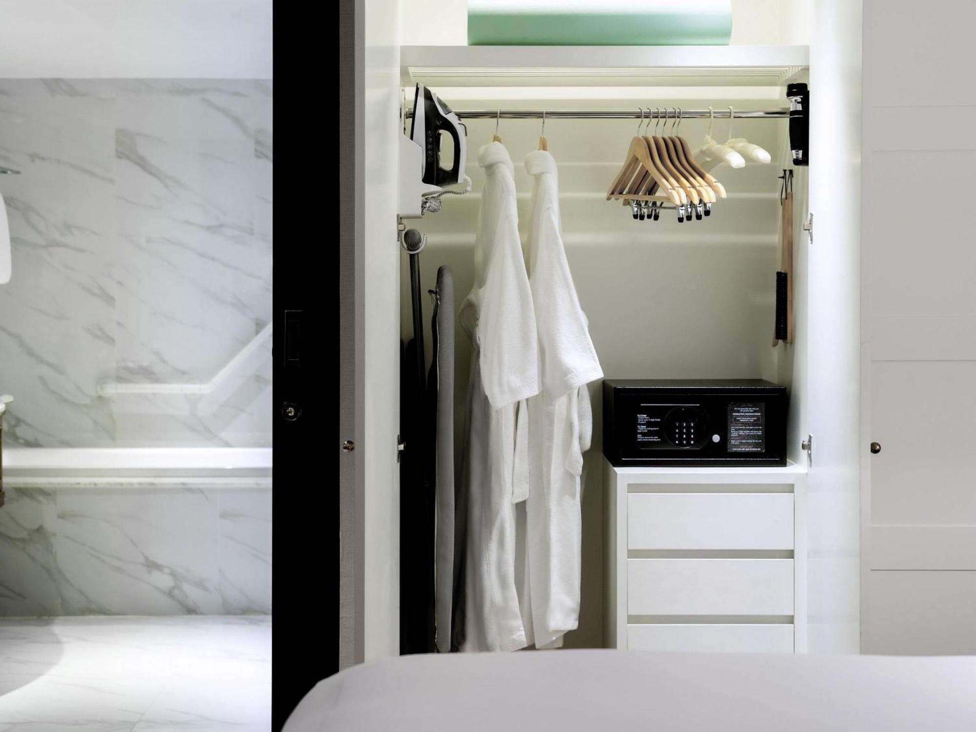 Wellness King Suite - Club Access,1717161636:JPEG