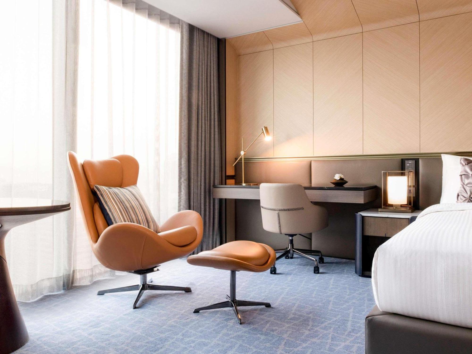 Deluxe Large King Room,1731685191:JPEG