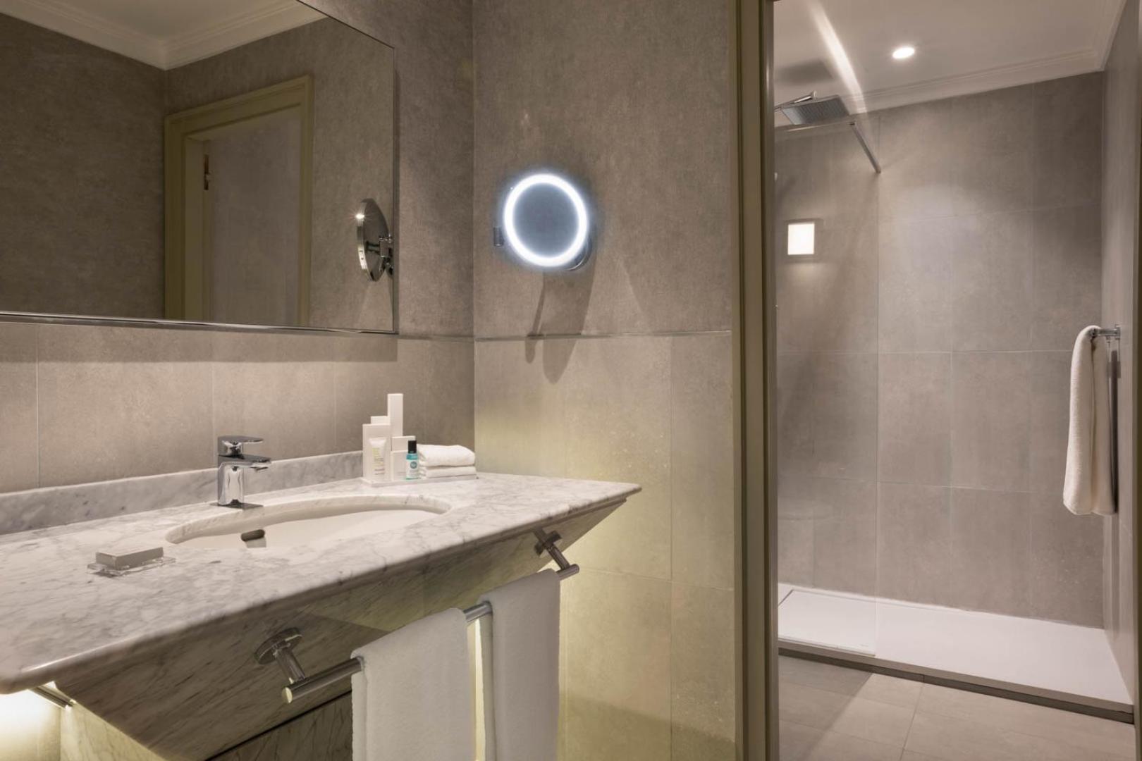 Suite Exécutive 1 Chambre avec Accès au Salon Club M