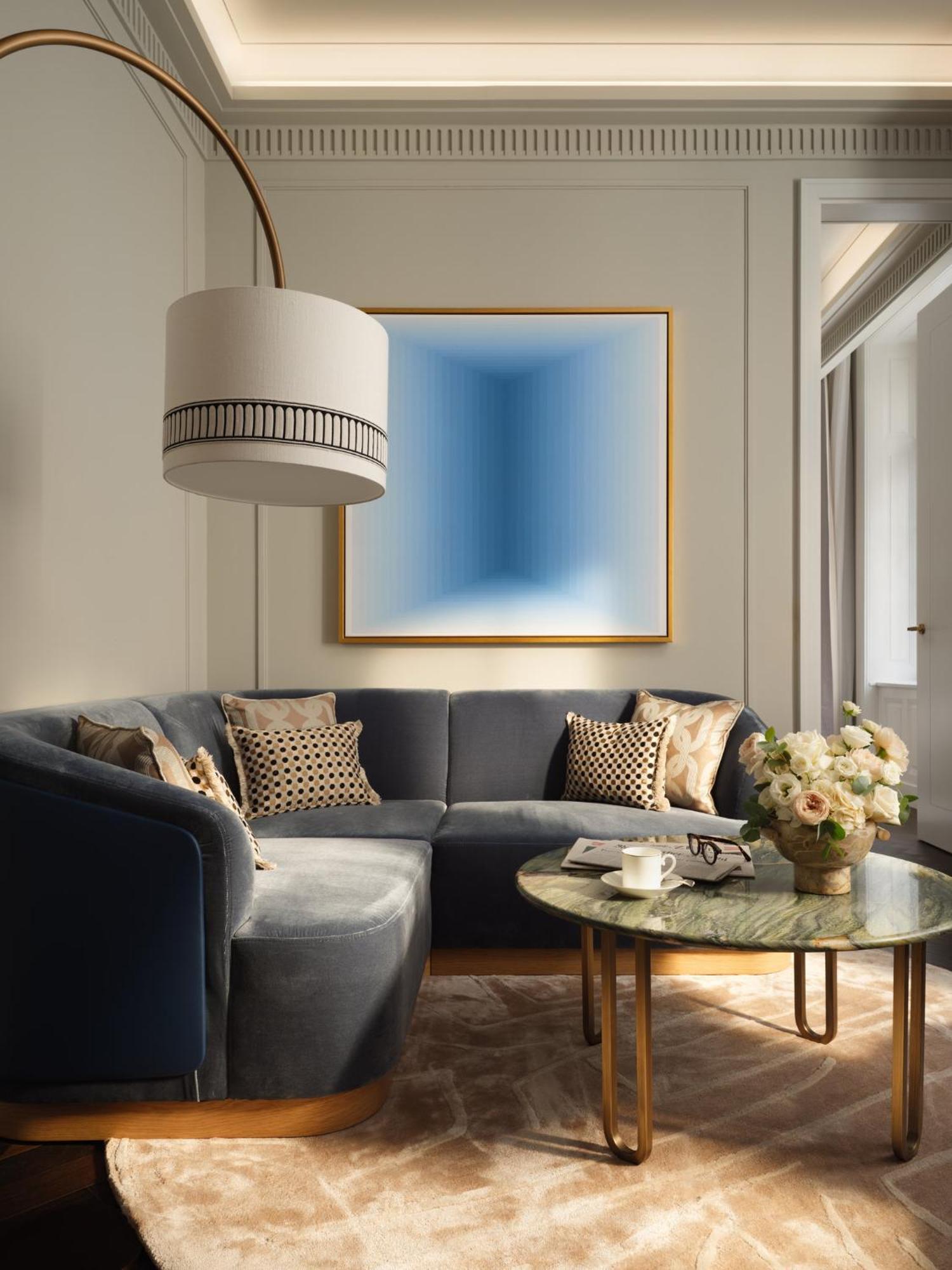 Deluxe Suite,1744049203:JPEG