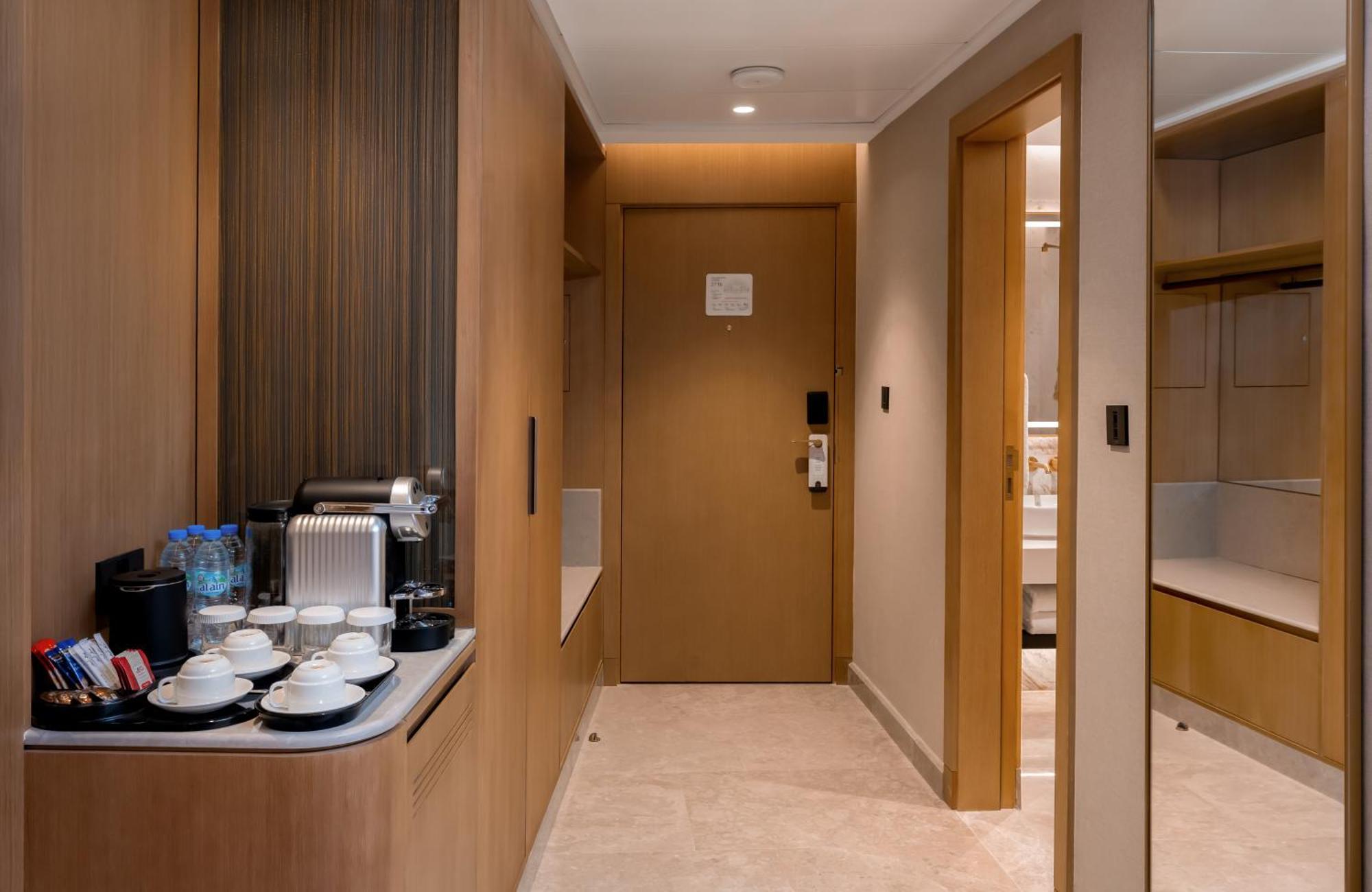 Suite King Deluxe - Vue partielle sur Kaaba - Accès au Salon et au Salon VIP