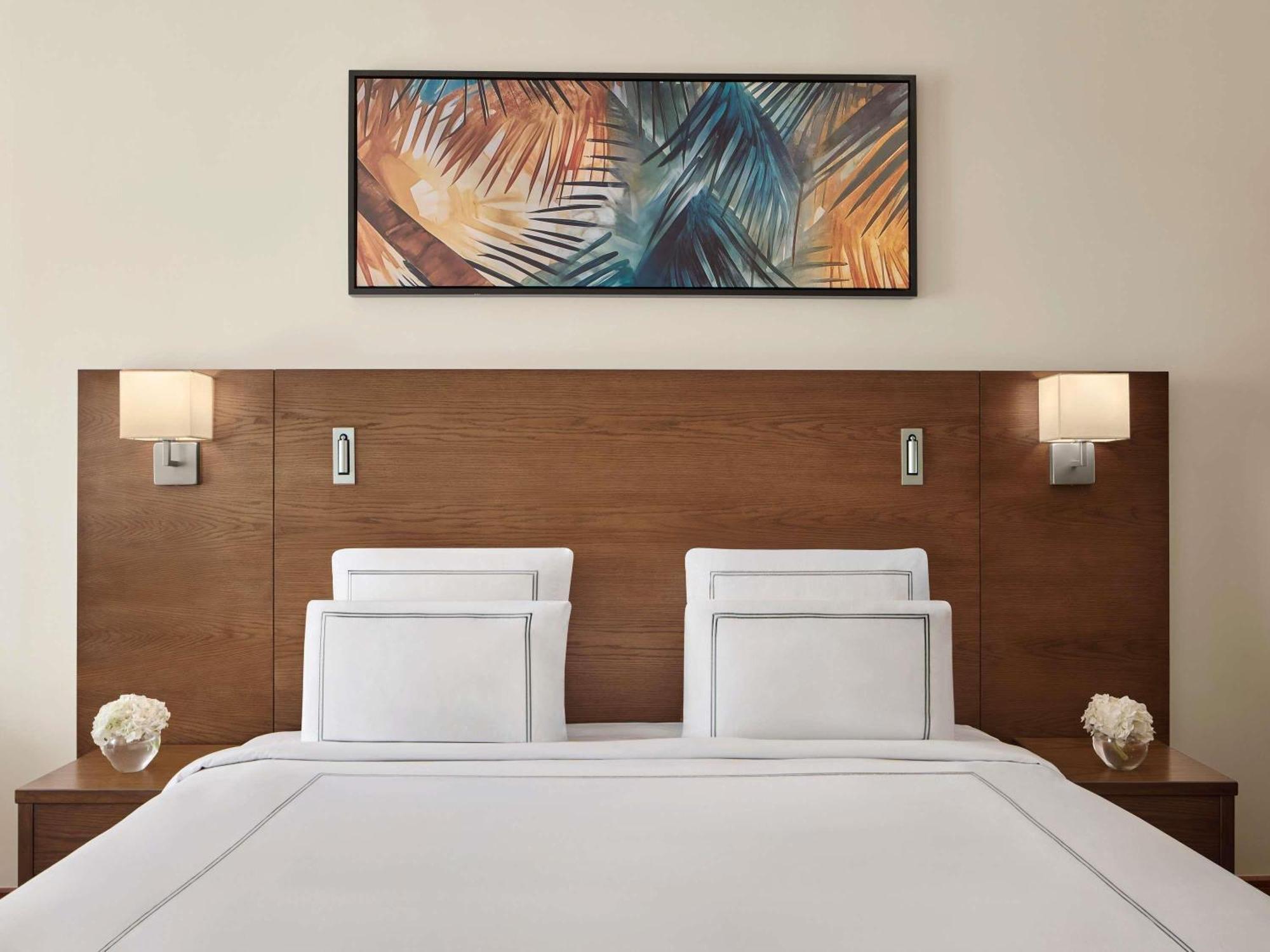 Chambre Lit King-Size Classique avec Vue sur la Ville