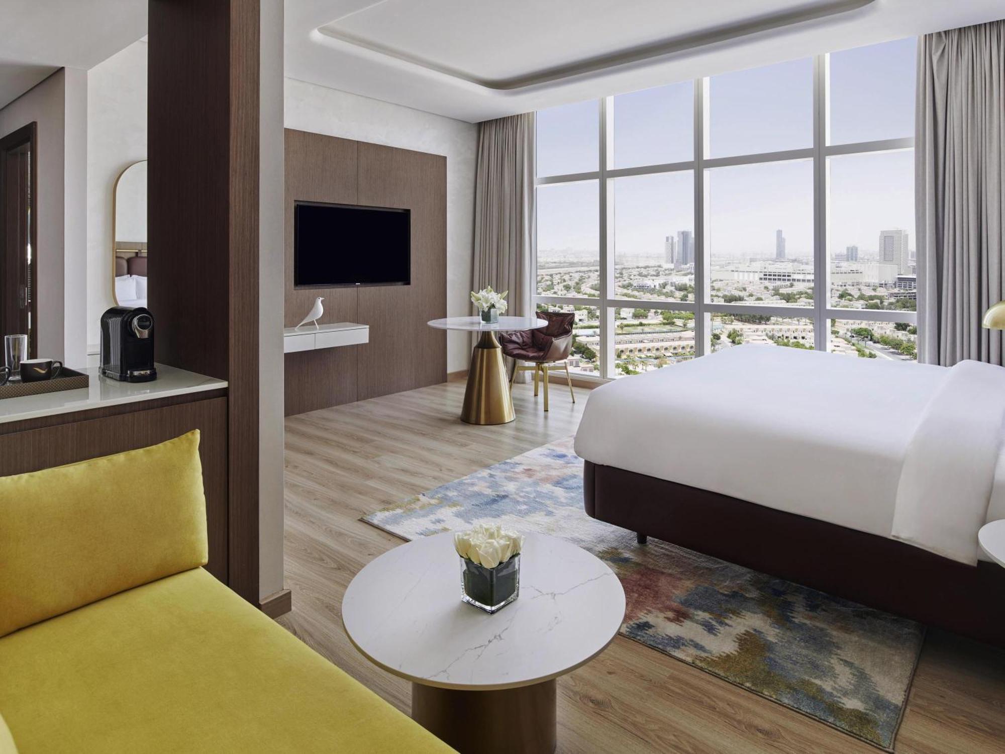 Chambre Lit King-Size Deluxe - Vue Panoramique sur la Ville (Navette Gratuite Vers la Plage, le Centre Commercial et la Station de Métro)