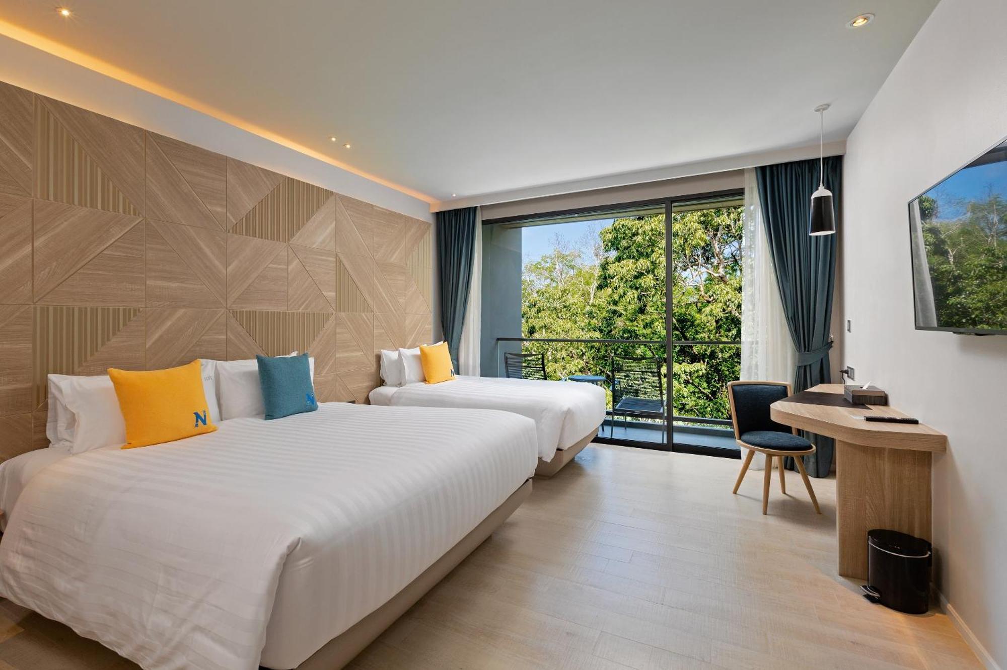 Deluxe Double or Twin Room