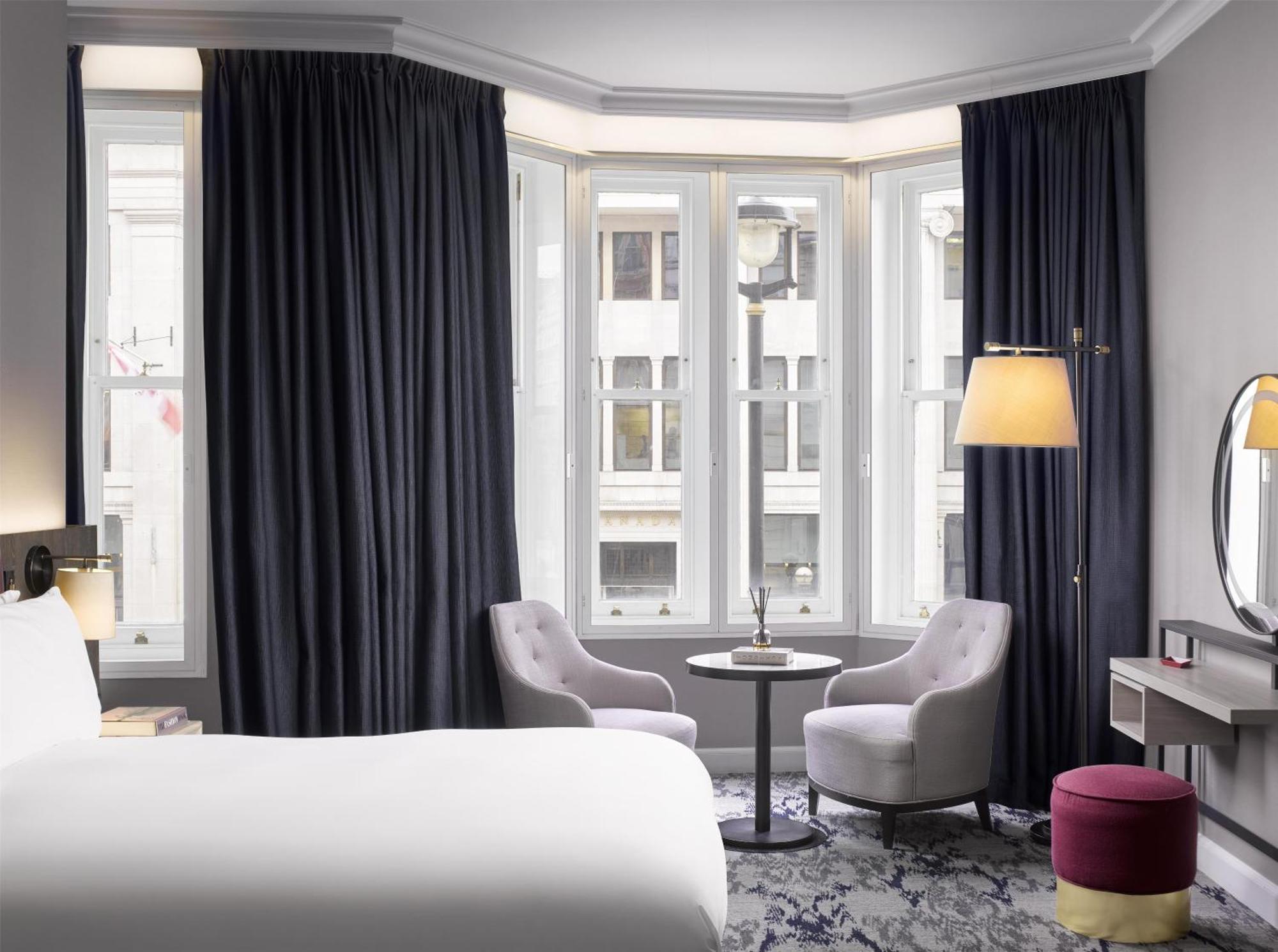 Chambre Nelson avec 2 Lits Queen-Size