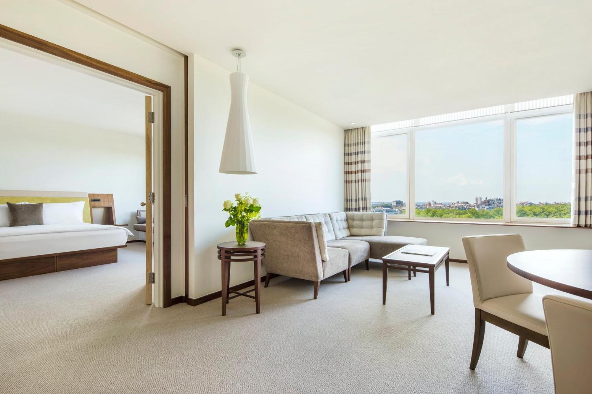 Suite 1 Chambre de Luxe - Vue sur Parc