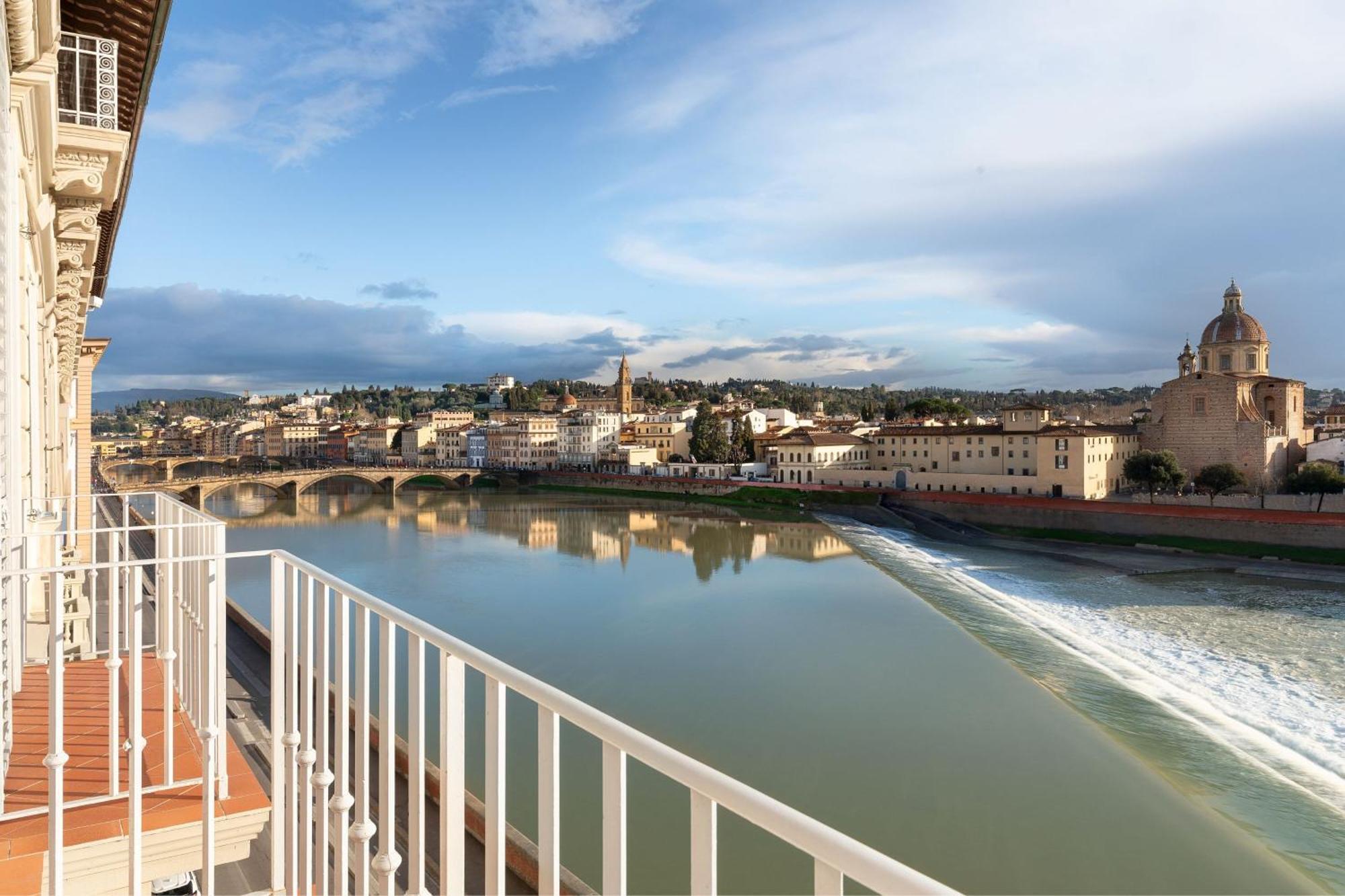 Suite Junior Arno 1 Chambre - Vue sur Fleuve Arno