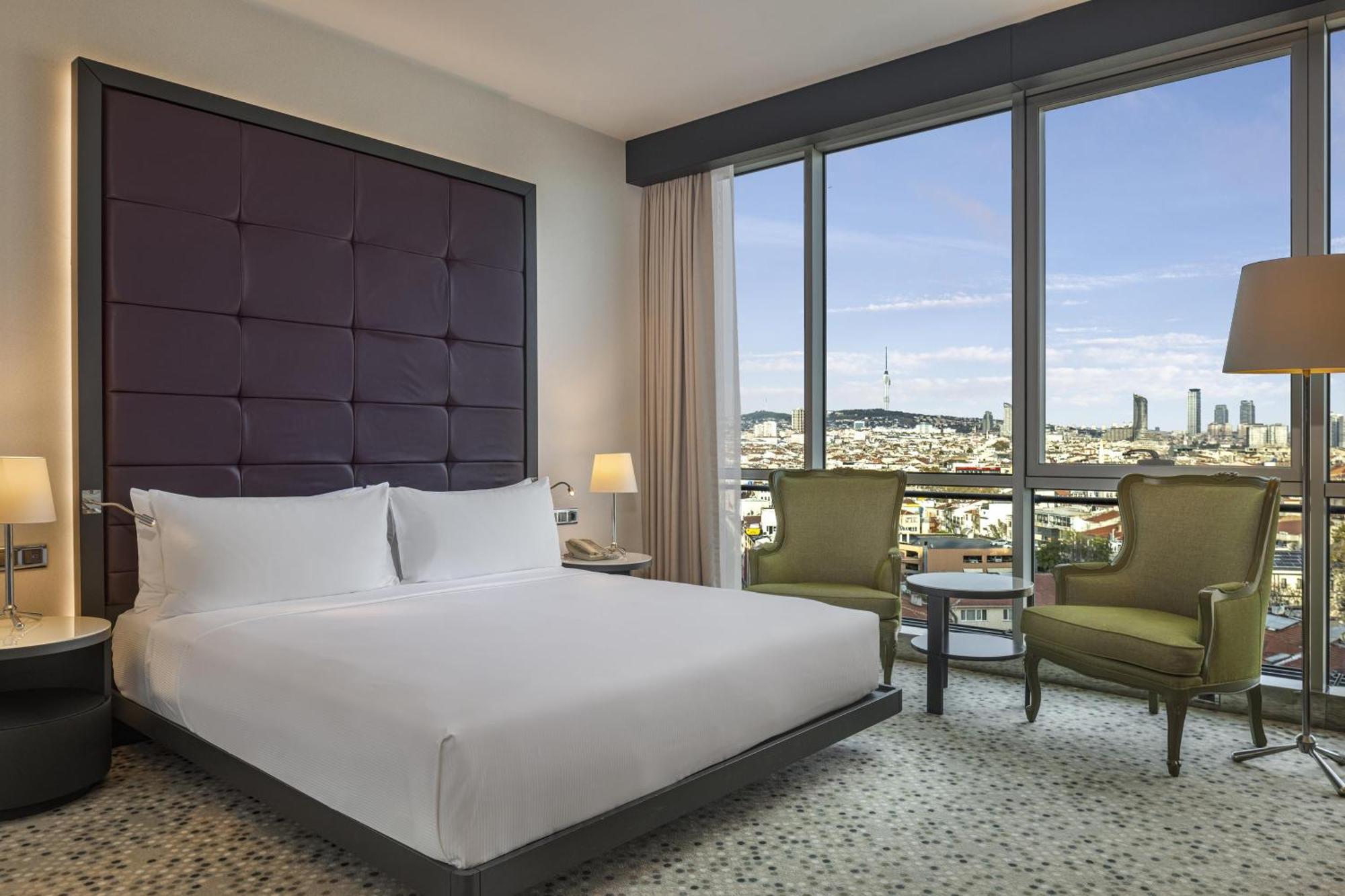 Chambre Lit King-Size - Vue sur Ville