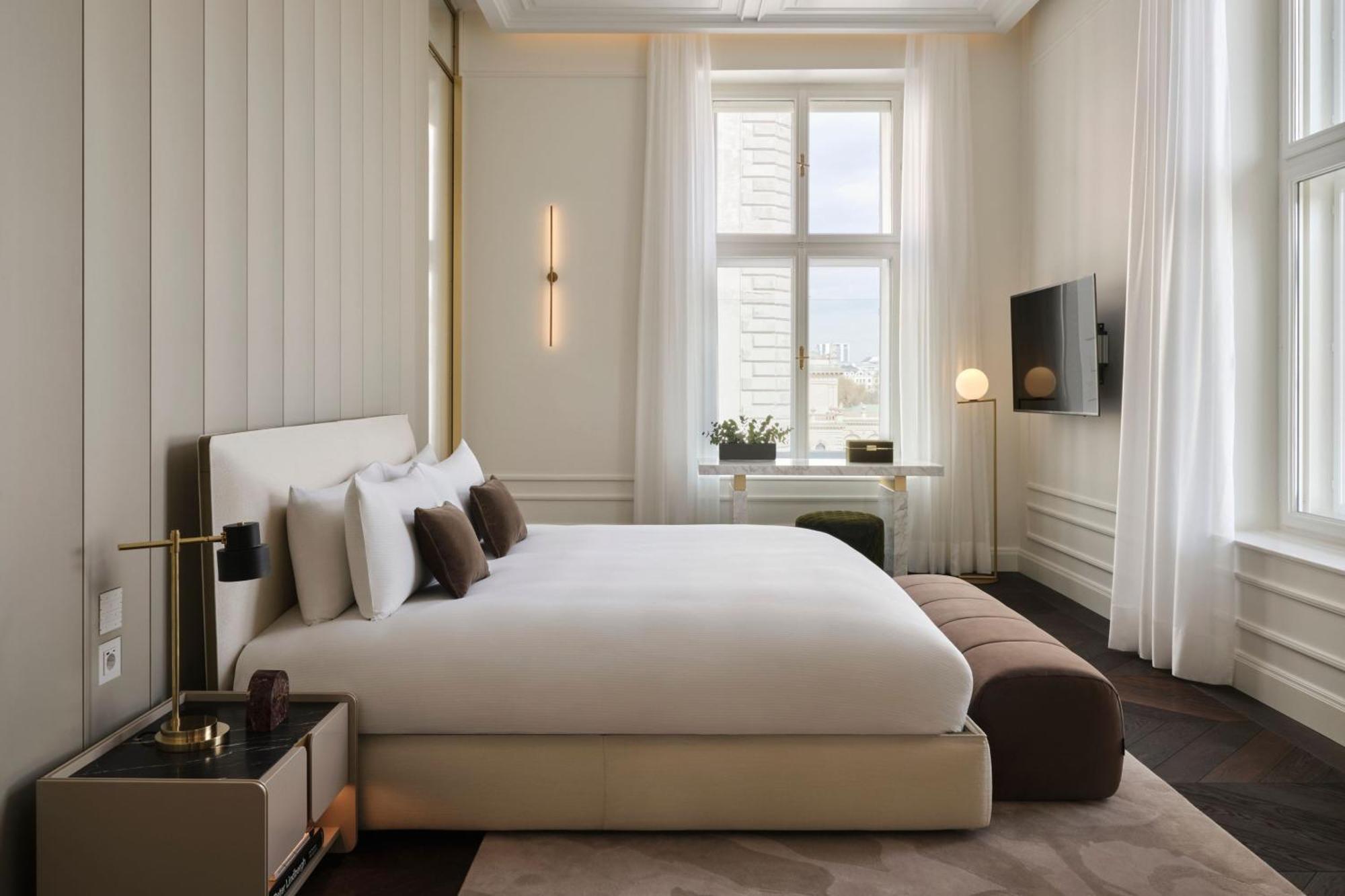 Suite The Ritz-Carlton Symphony avec Accès au Salon Club