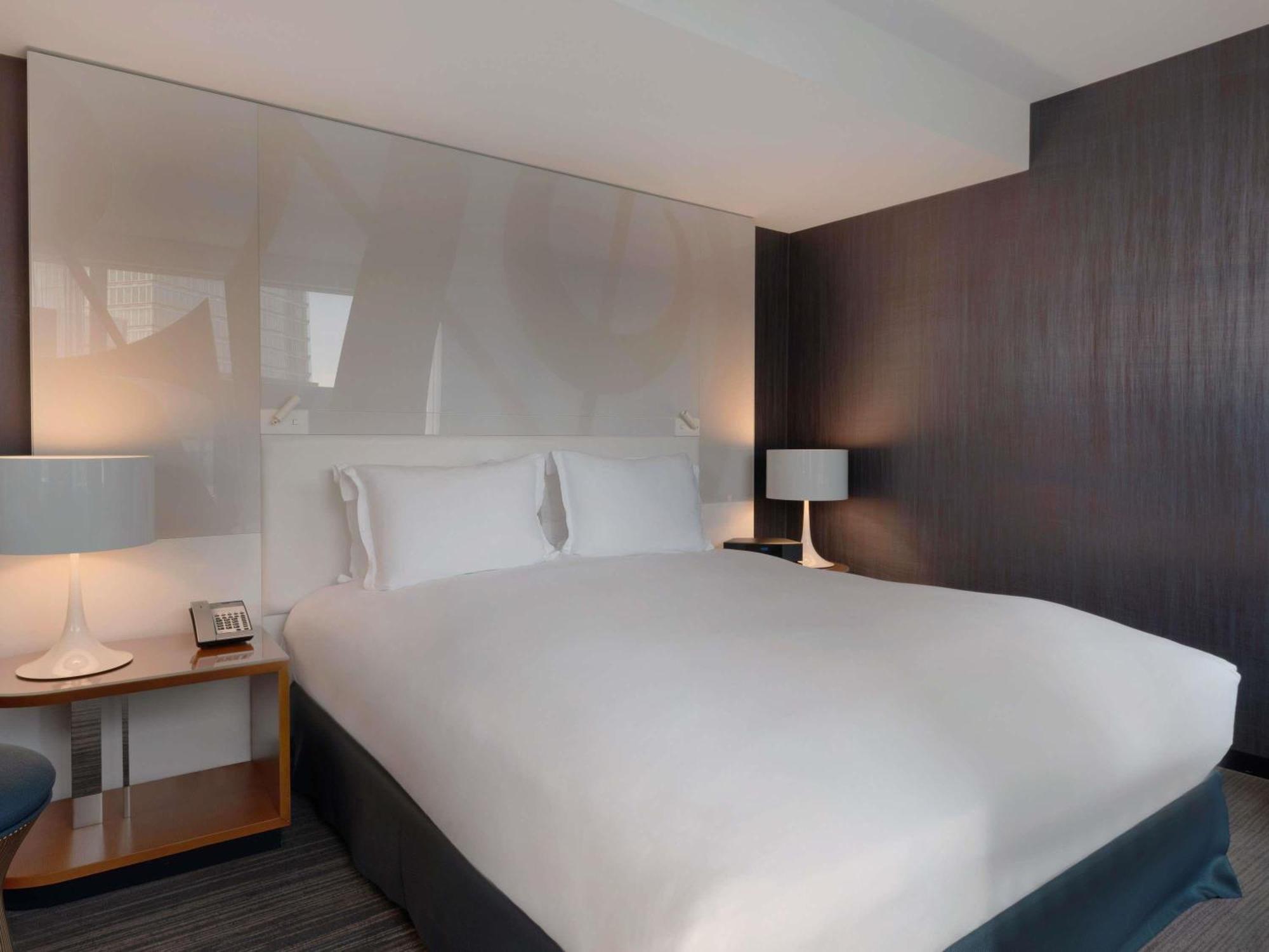 Prestige King Suite