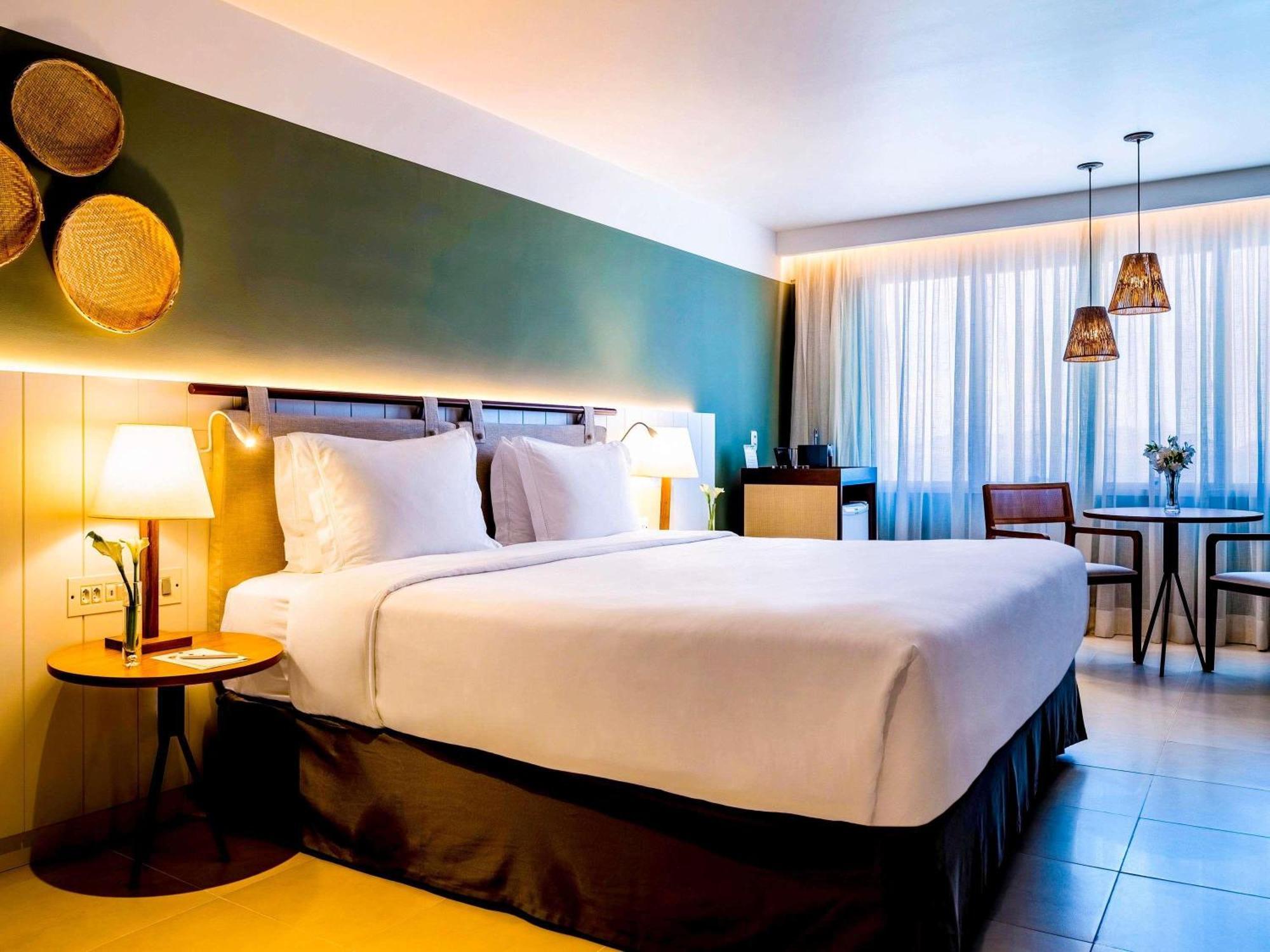 Chambre Lit King-Size de Luxe - Vue sur Ville
