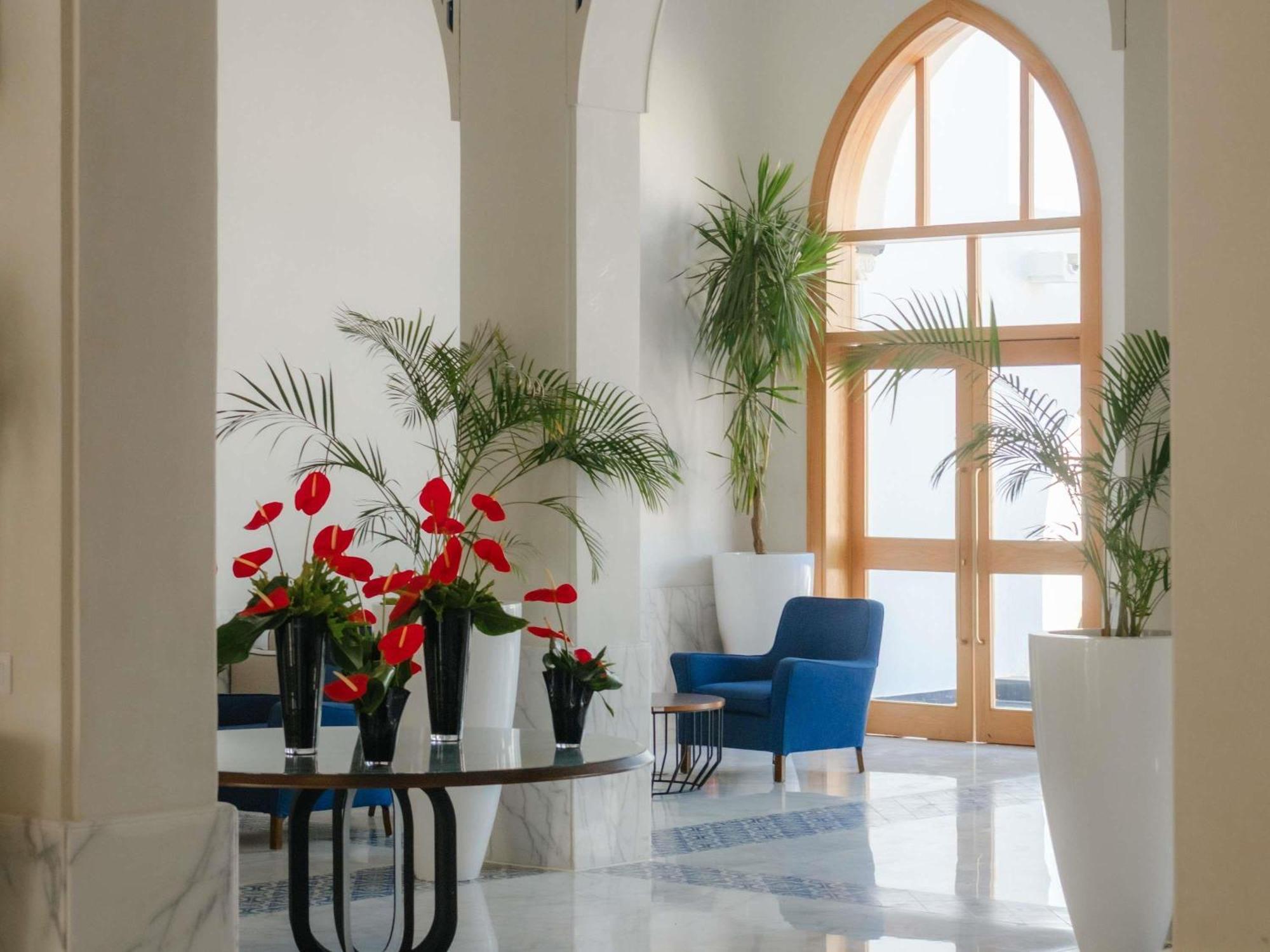 Villa Duplex - Vue sur Jardin et Latérale sur Mer