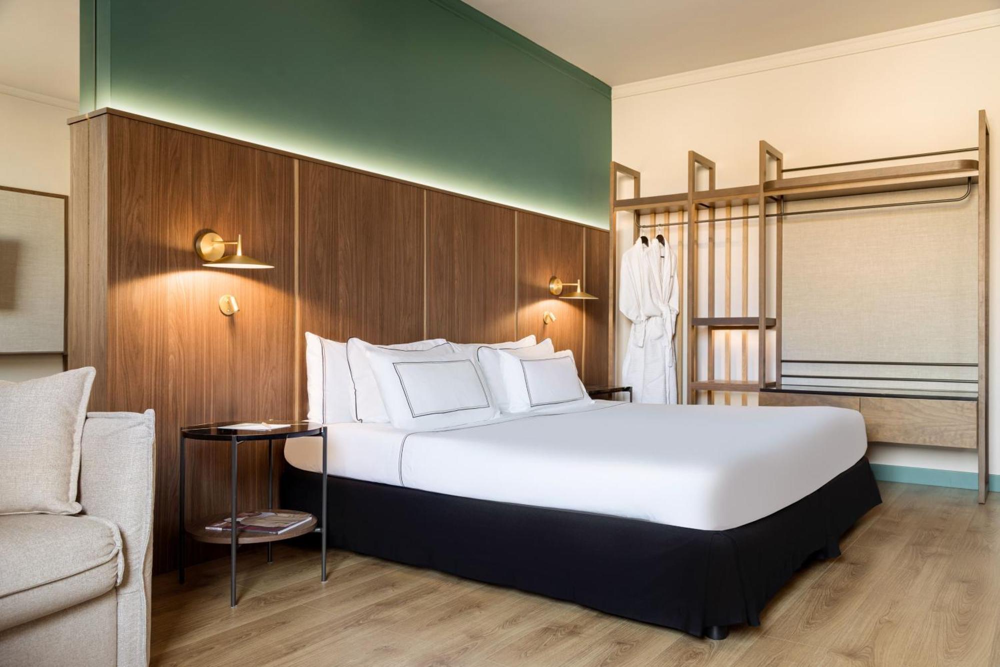 Chambre Triple Familiale (3 Adultes)