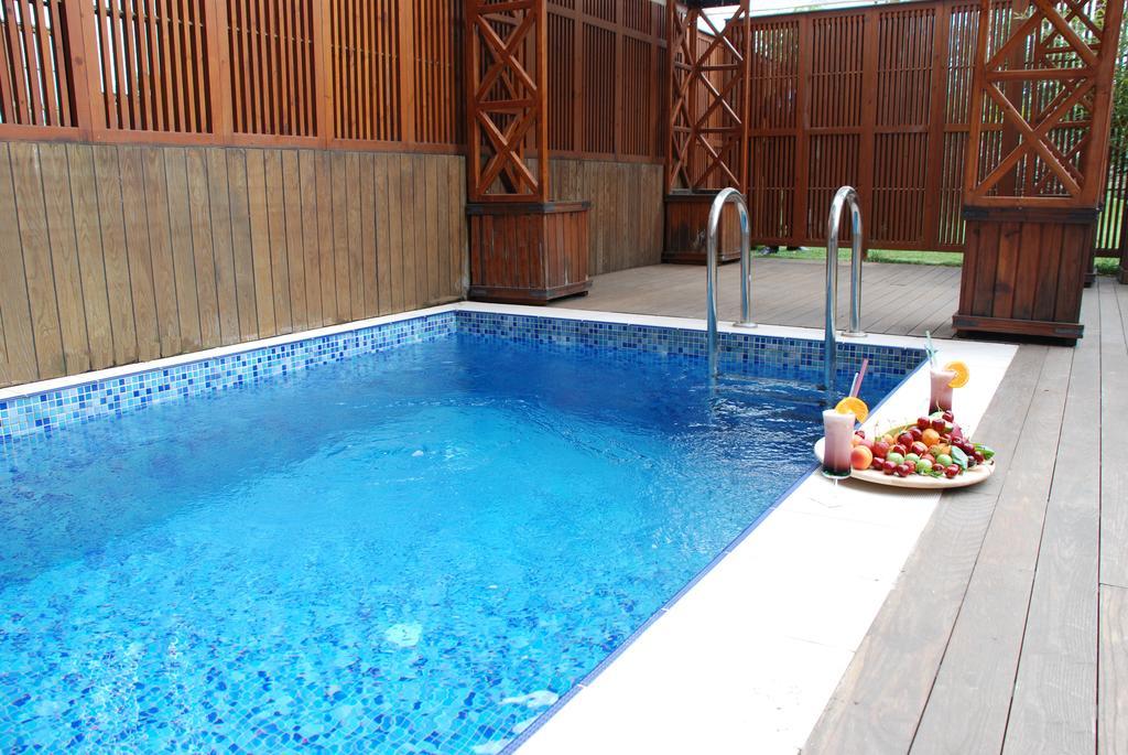 Suite Piscine avec Sauna et Jardin