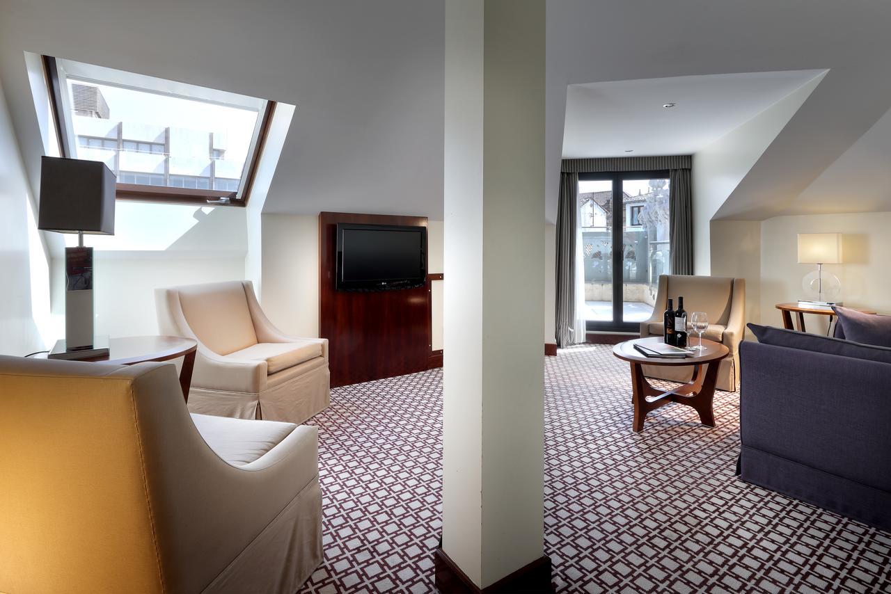 Suite - Vue sur Ville