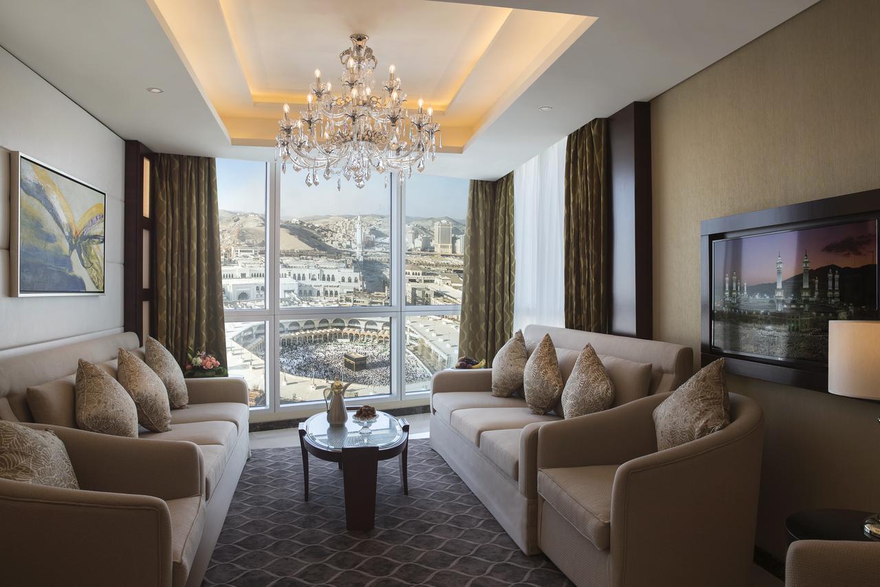 Suite Royale Panoramique Haram - Vue Partielle sur Kaaba