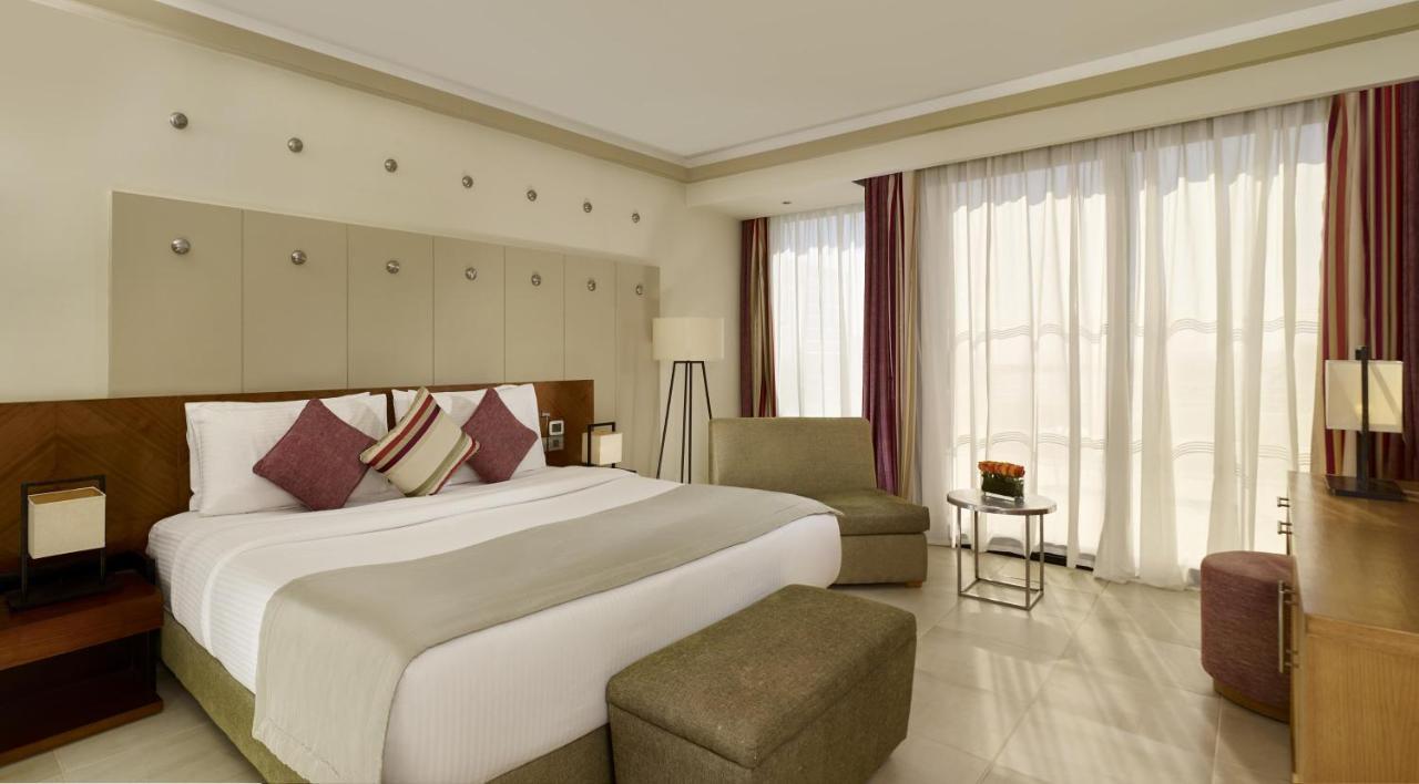 Chambre Supérieure Réservée aux Adultes - Vue sur Mer