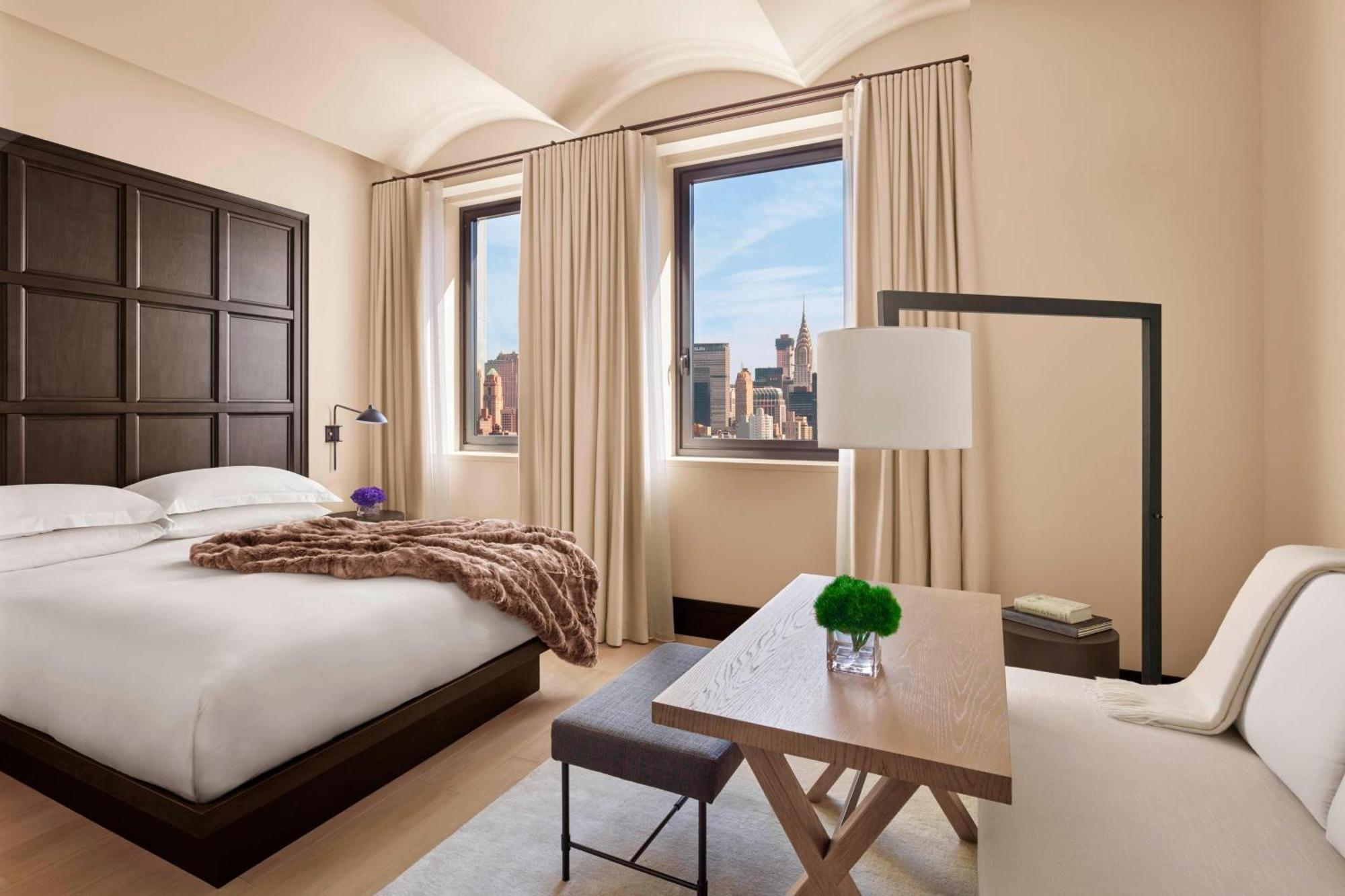 Chambre Lit King-Size Supérieure - Vue sur Ville