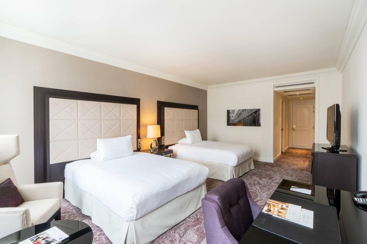 Superior Room,1346273807:JPEG