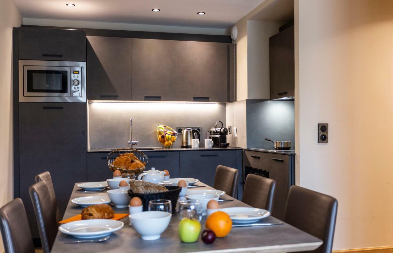 Three-Bedroom Apartment,828756644:JPEG