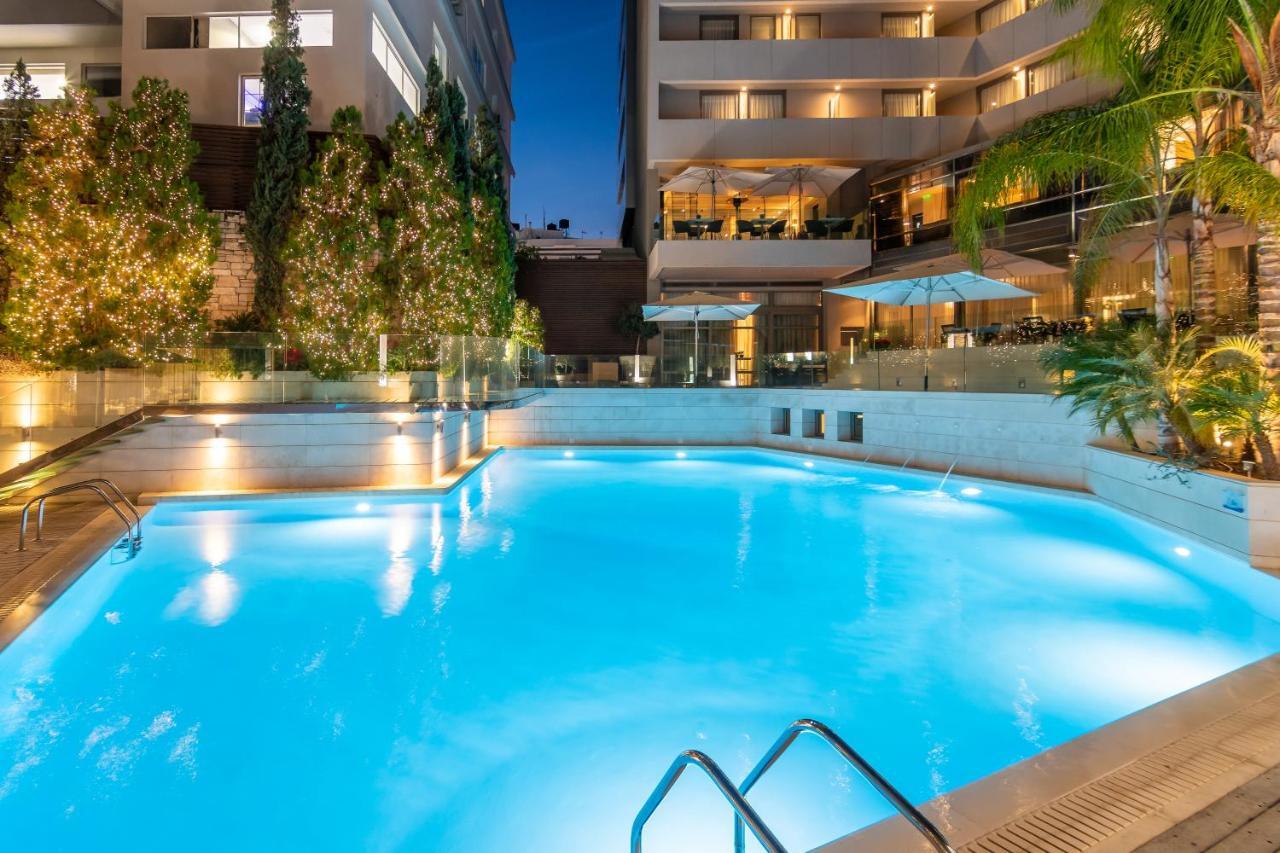 Chambre Double Exécutive avec Vue sur la Piscine