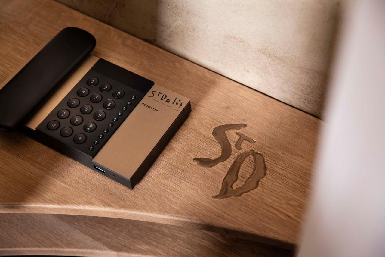 Classic Room with steam shower,973585690:JPEG