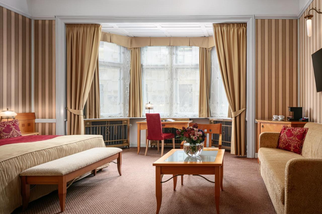 Chambre Double ou Lits Jumeaux avec Lit d'Appoint