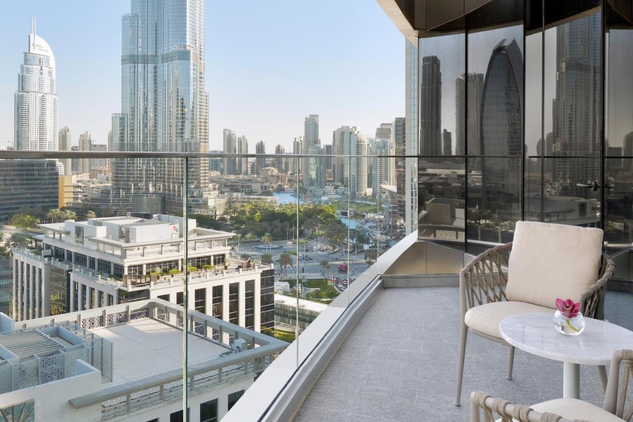 Chambre Premier - Vue sur Burj Khalifa - Accès Exclusif à Piscine à Débordement du 54e Étage