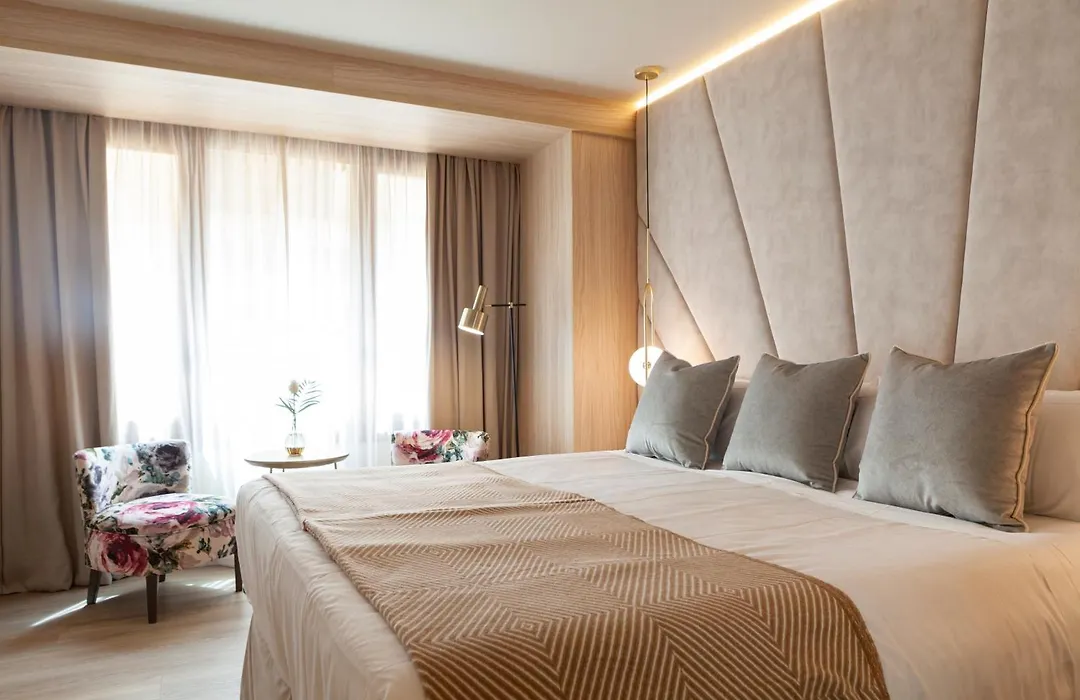 Nivia Born Boutique Hotel-1