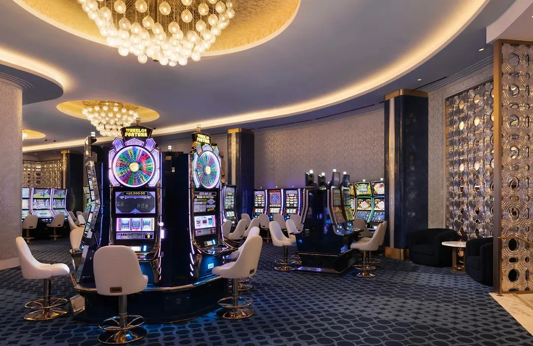 Fontainebleau Las Vegas, MICHELIN Key Award Hotel-1