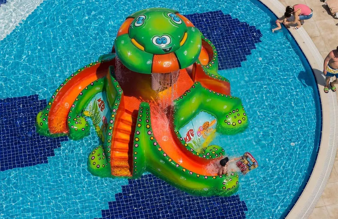 Dream World Aqua-1