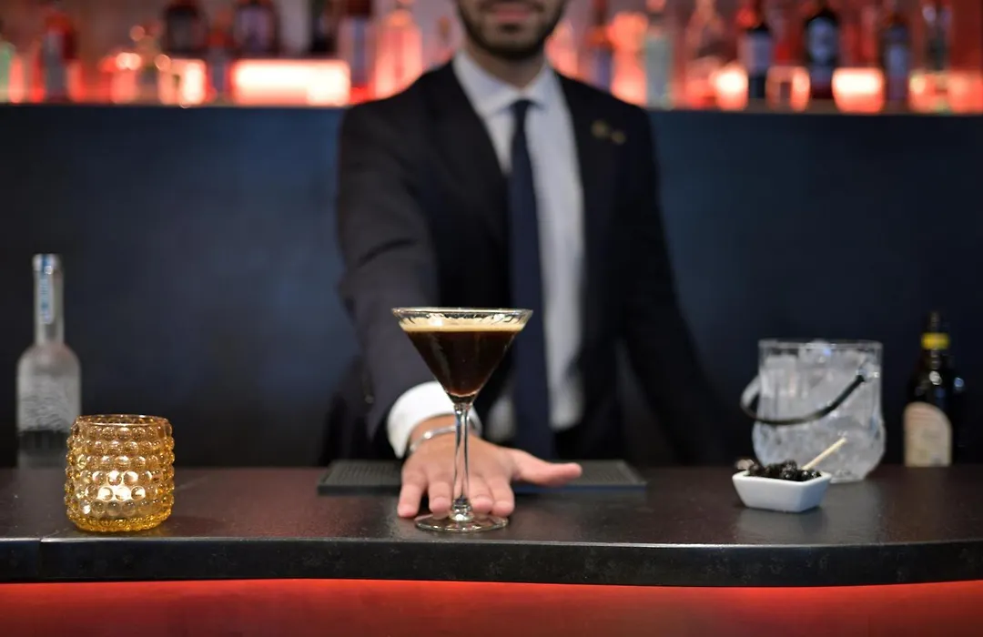 The One Alma Paris-1