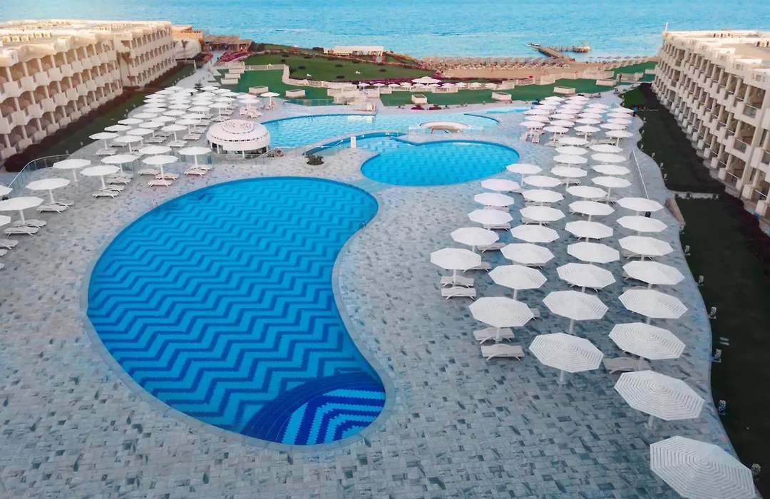 Sirena Beach Resort & Spa-1