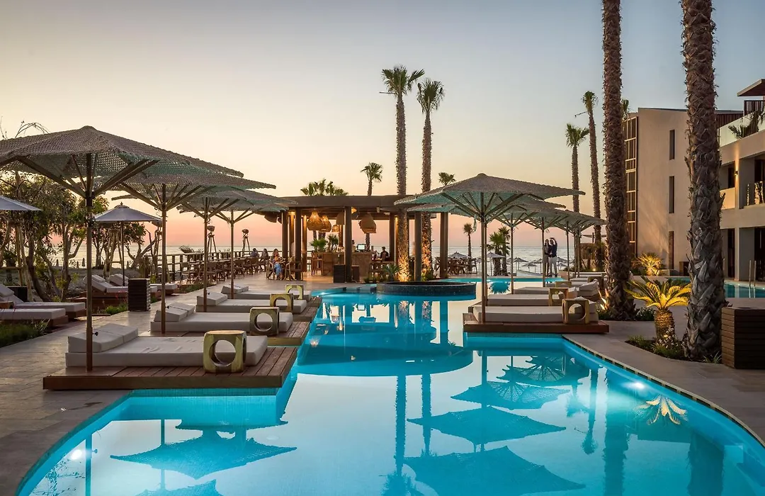 Nalu Resort & Spa Adults Only Hotel-1