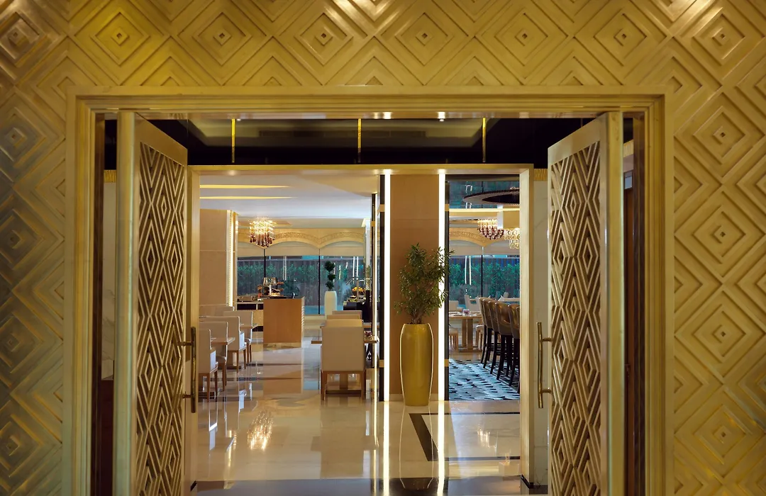 Damac Maison Mall Street-1