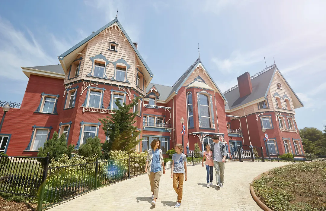 Portaventura Hotel Lucy'S Mansion - Includes Unlimited Access & Express Wristband To Portaventura Park & Ferrari Land-1