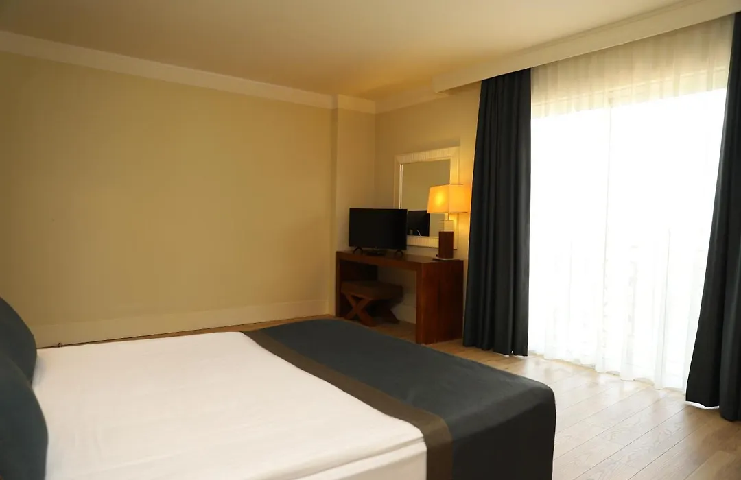 Meder Resort Hotel-1