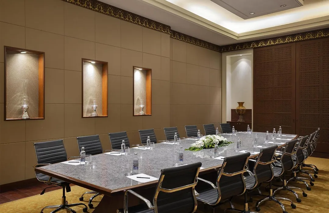 Hilton Muscat Al Bandar-1