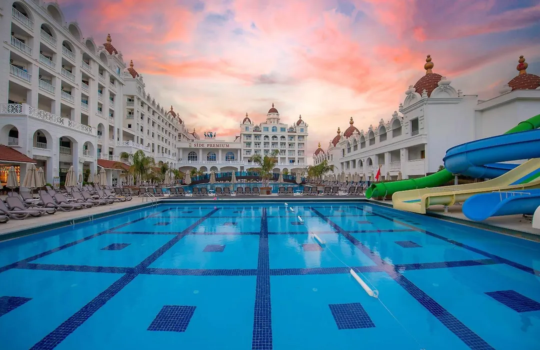 Oz Hotels Side Premium-1