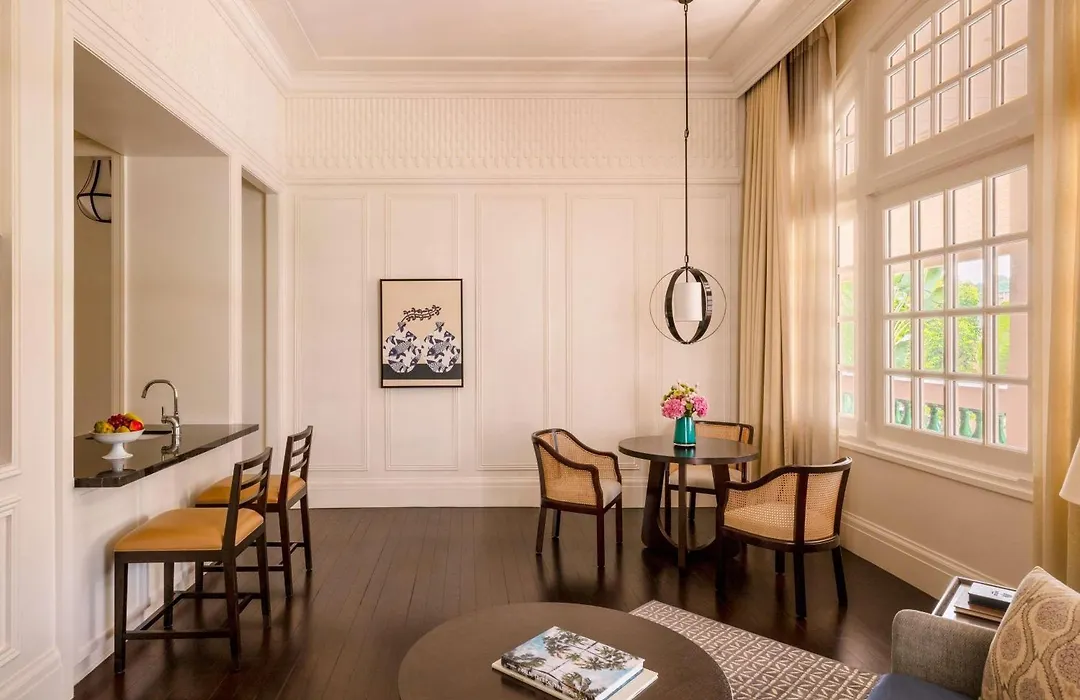 Raffles Singapore-1