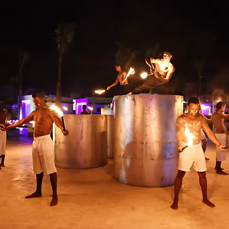 Royalton Chic Punta Cana, An Autograph Collection All-Inclusive Resort & Casino, Adults Only-3