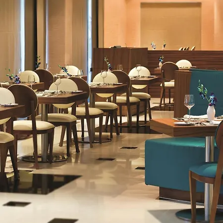 Avani Deira Dubai Hotel-2