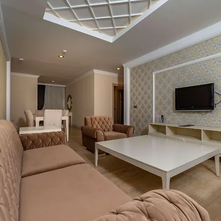 Fashiontv Luxe Resort-2