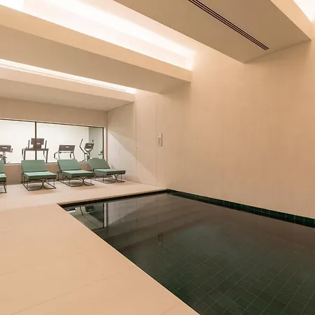 Luster Hotel-2