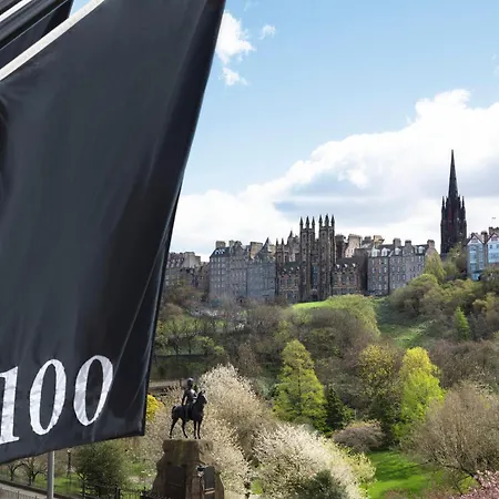 100 Princes Street-3