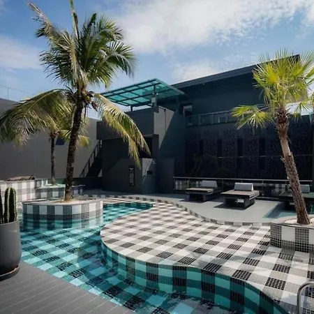 Foto Hotel Phuket Beachfront-2