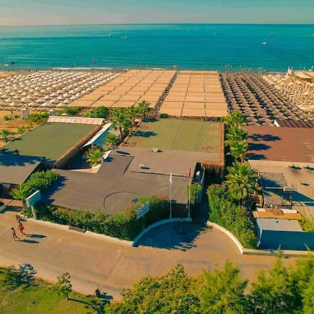 Dream World Resort & Spa-3