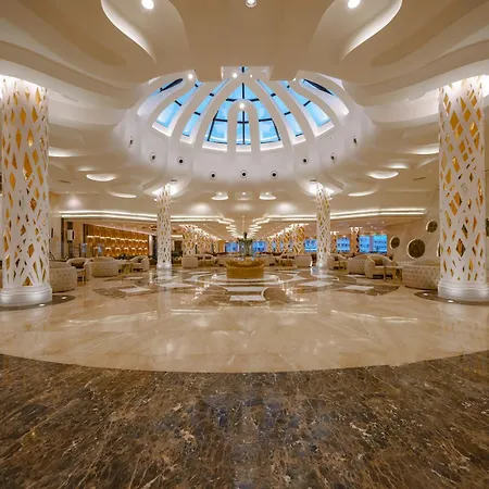 Sirena Beach Resort & Spa-3