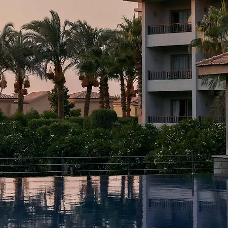 Dusit Thani Lakeview Cairo-3