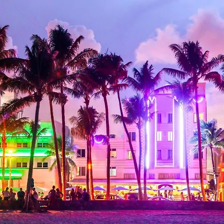 W South Beach Private Luxury Suites-2